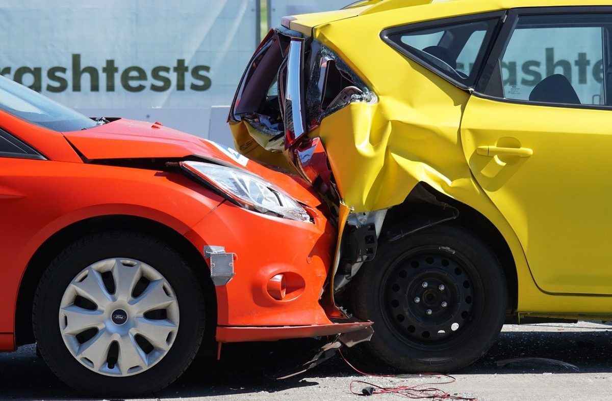Najczęściej polisa zabezpieczenia zawiera wypłatę odszkodowania w wypadku…